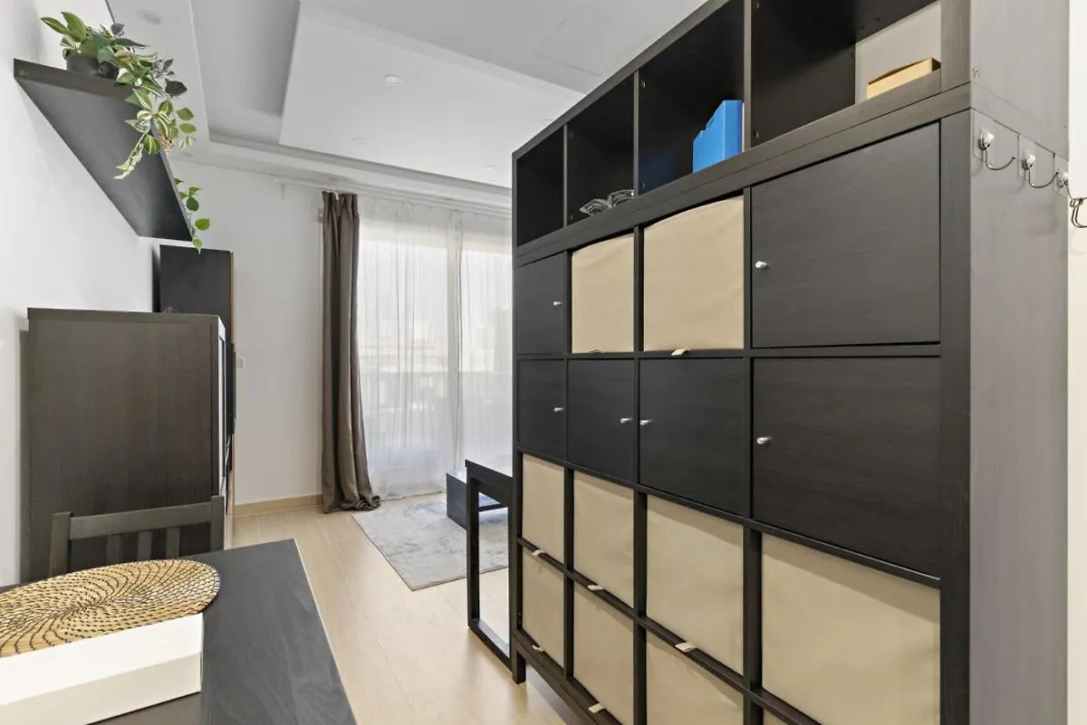 Modern 1Br At Knightsbridge Court, Near Halfa Park Apartment Dubai