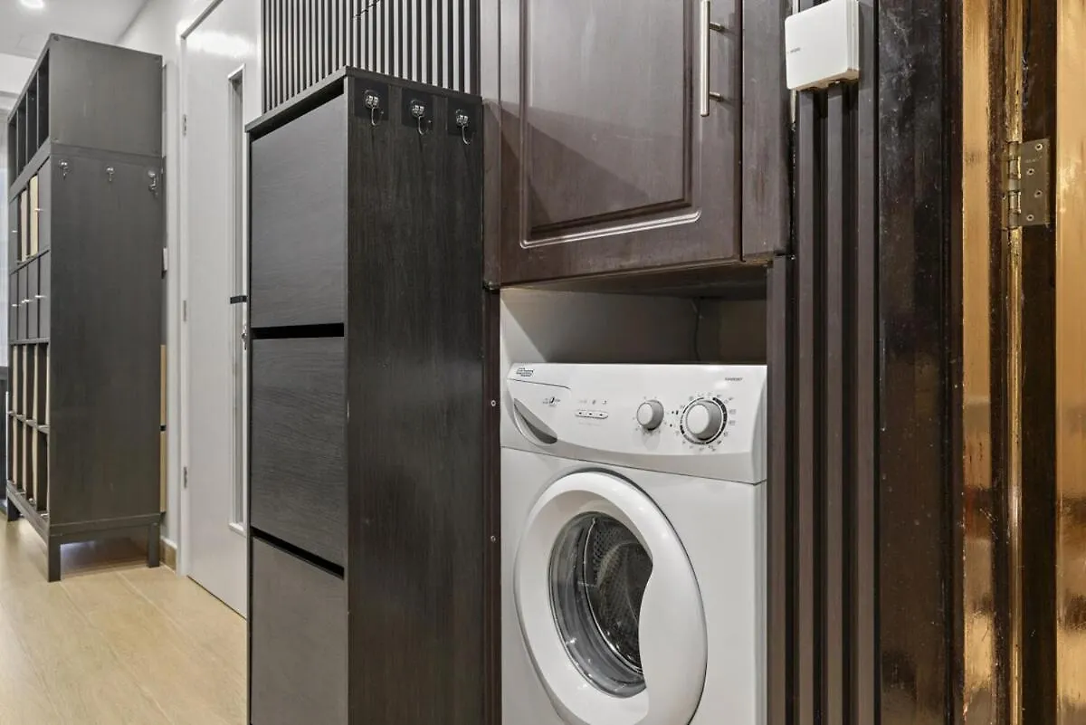 Modern 1Br At Knightsbridge Court, Near Halfa Park Apartment Dubai 0*,  United Arab Emirates