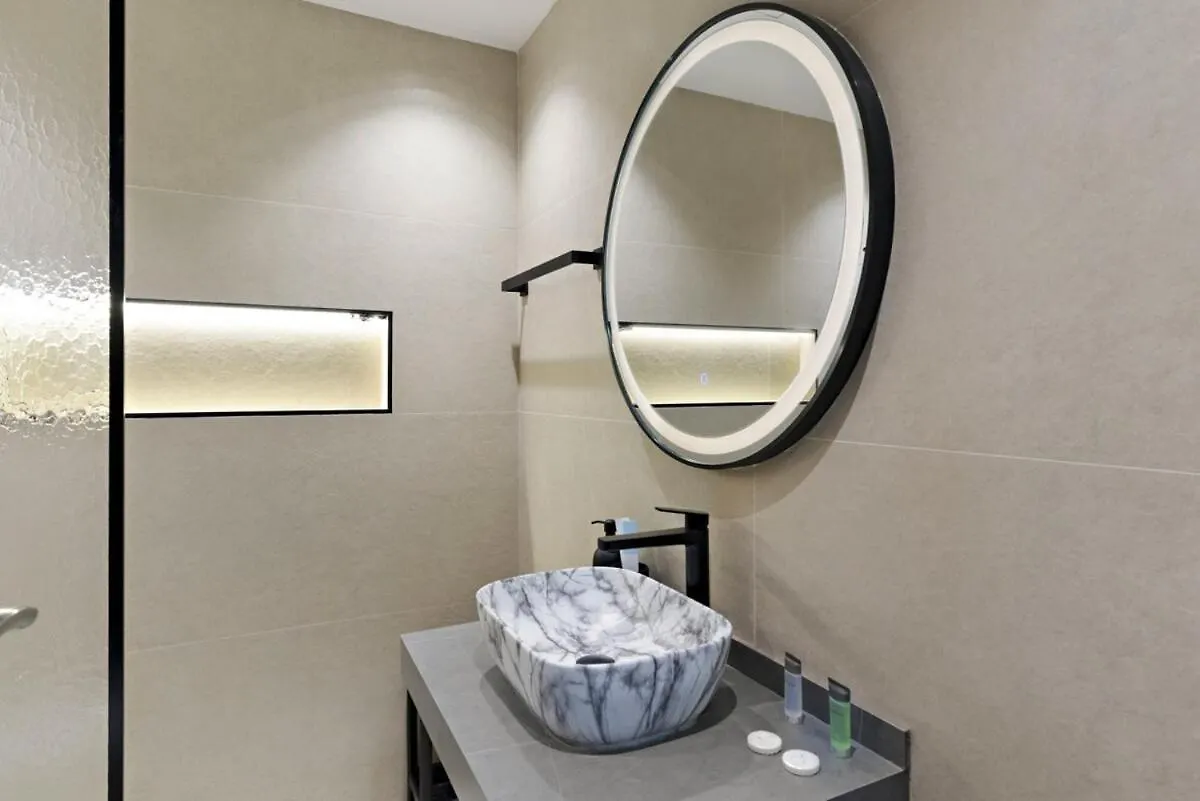 Modern 1Br At Knightsbridge Court, Near Halfa Park Apartment Dubai United Arab Emirates