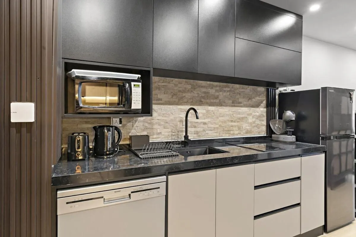 Modern 1Br At Knightsbridge Court, Near Halfa Park Apartment Dubai