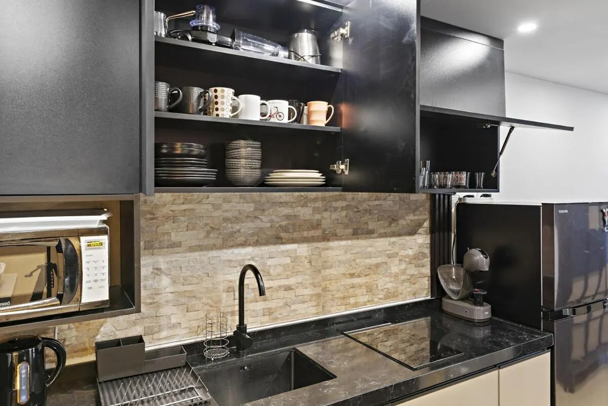 Modern 1Br At Knightsbridge Court, Near Halfa Park Apartment Dubai